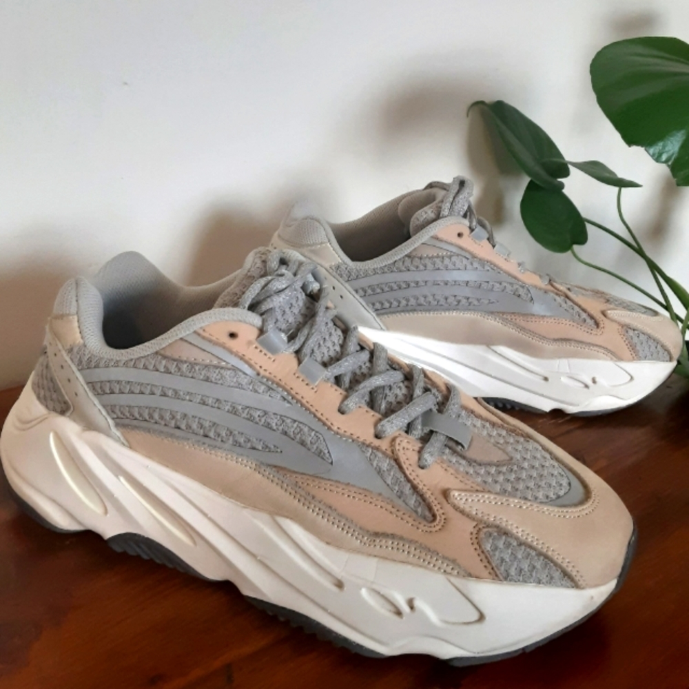 Yeezy Boost 700 V2 'Cream'